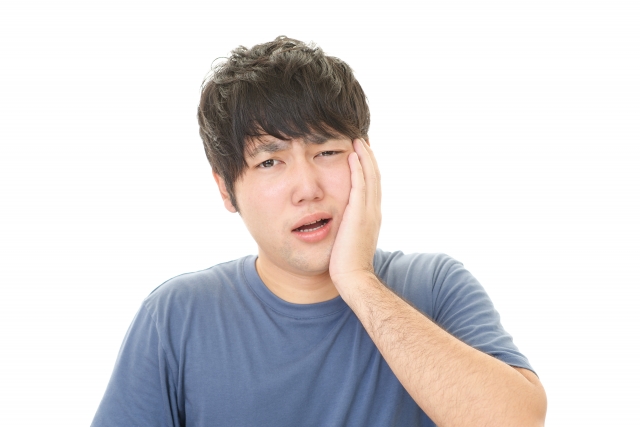 決して他人事ではない?歯におけるインプラントとセラミック